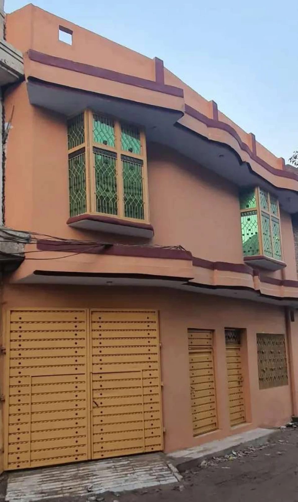 2 Prtion 5 Mrla House Avlbl for Rnt.6 Roms, 1 Car Prkng, 2 kitchens n