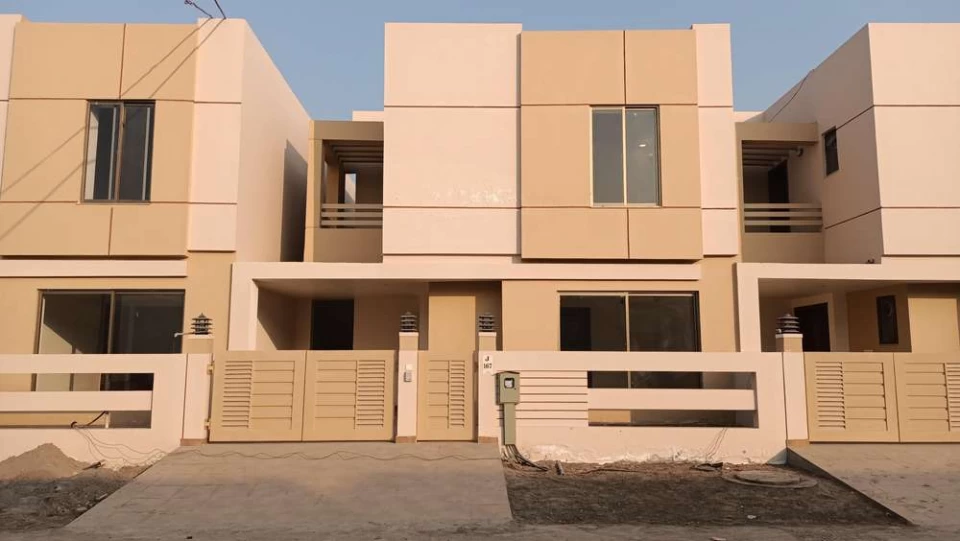 6 Marla Installment Villa For sale in dha Multan