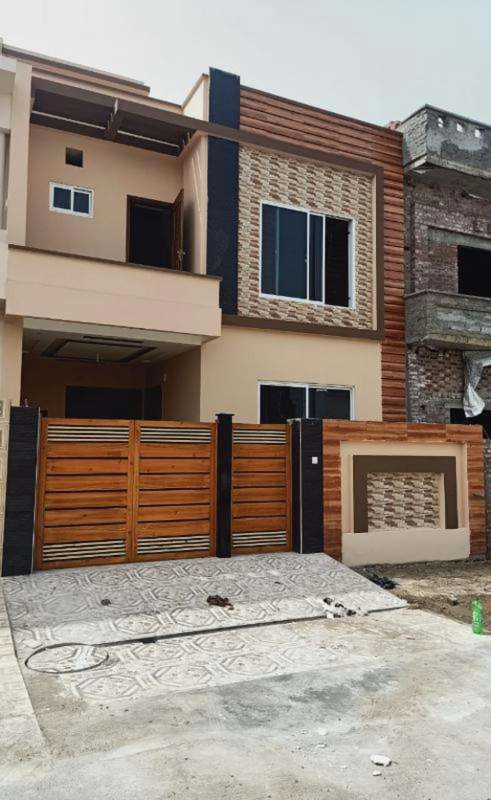 5 marla brand new home wafi citi ee two side open