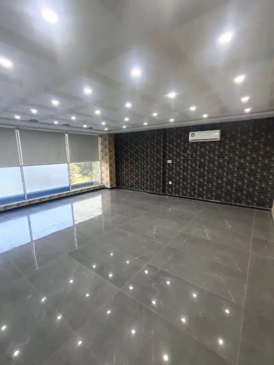 Luxury Office For Rent in AA Block, Sector D, Bahria Town Lahore