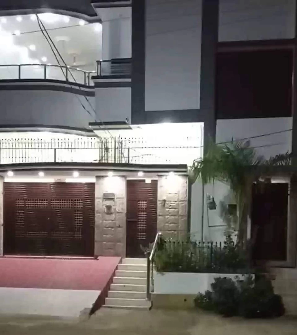 Double story bungalow for sale at qasimabad hyderabad