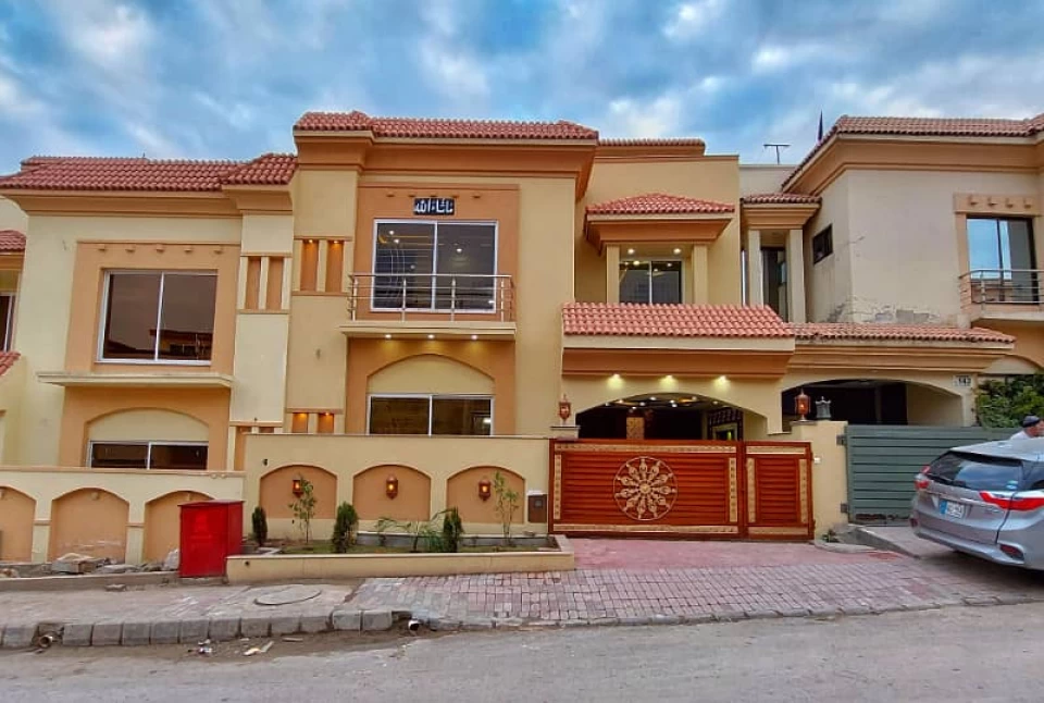 50ft street 7 marla new house for sale bahria town phase 8 ali block r