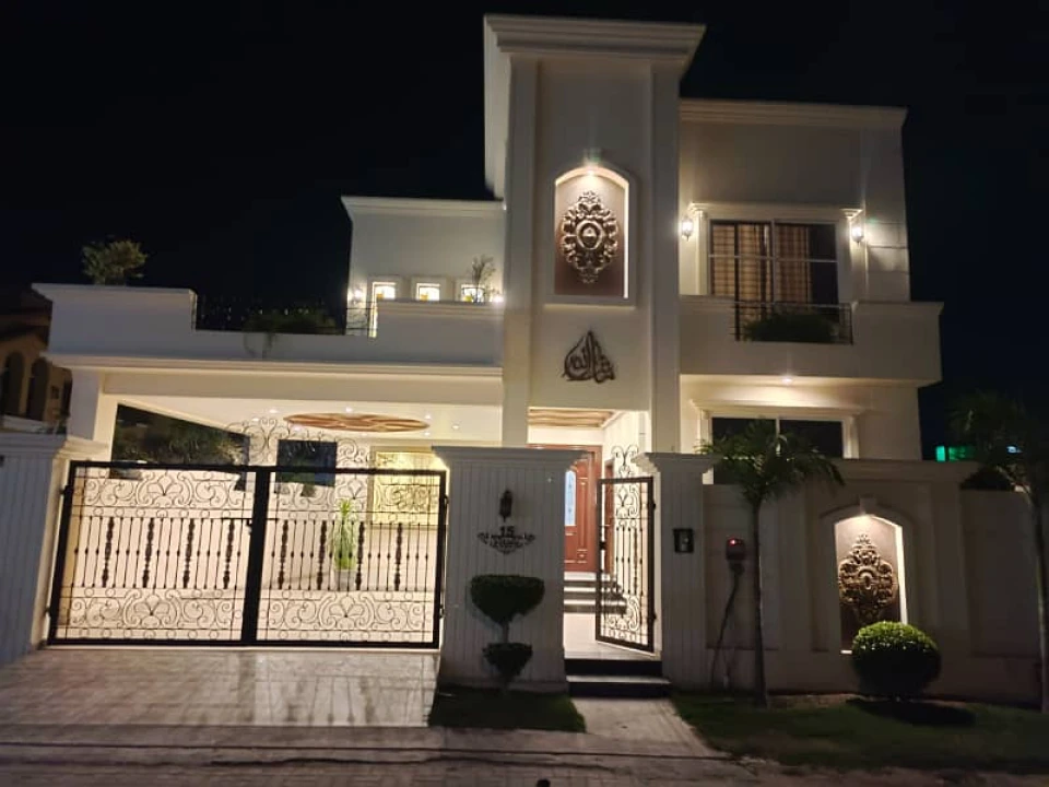 10 marla corner brand new double story house for sale kashmir road nea