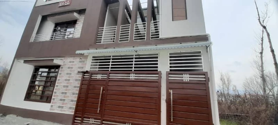 House available for sale in lower jinnahabad
