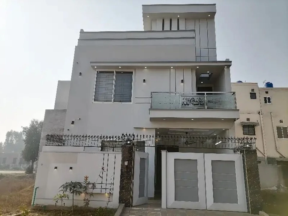 5 marla house in citi housing society for sale at good location