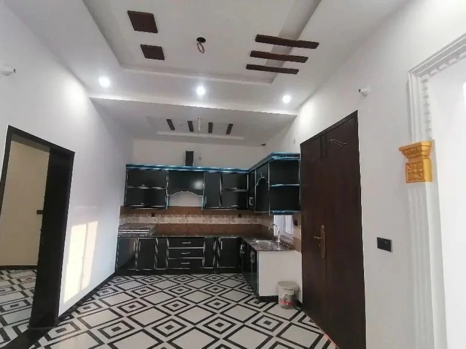 A 1125 square feet house located in bismillah housing scheme - haider block is available for sale